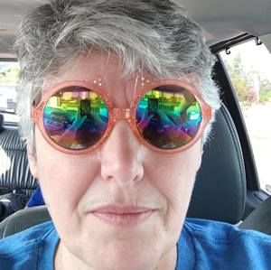 Meet your Posher, Tina